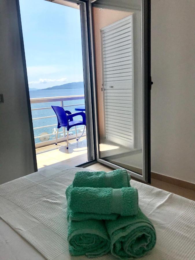 Amazing View Apartment Sarande Luaran gambar